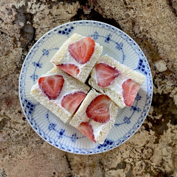 Sandwiches & Baked Goods - Image 3